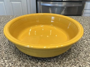 Fiesta Marigold Yellow Bowl 2 Qt 64 oz Fiestaware Salad Pasta HLC USA NWT - Picture 1 of 8