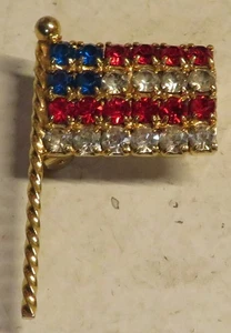 Vintage Rhinestone American Flag Brooch Pin Gold Tone 1-3/8”x7/8” Red White Blue - Picture 1 of 11
