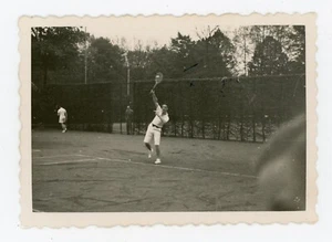 PHOTO SNAPSHOT ratée mistake error, 1936 TENNIS tennisman identifié tête cadre - Picture 1 of 2