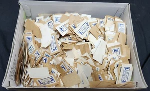 BOX CA. 1500 GEBRAUCHTE REGISTRIERTE PHILATELISTISCHE ETIKETTEN 1960-70 ISRAEL - Bild 1 von 2