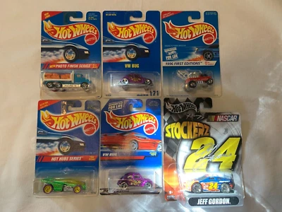 Lote de 6 tarjetas azules Hot Wheels vintage años 90 VW Bug acabado foto Hot Hubs Blackwall Foto 1 de 4