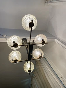Élégant Lustre Suspension Vintage Doré Et Noir 6 Feux Style Maison Arlus 1950 - Foto 1 di 24