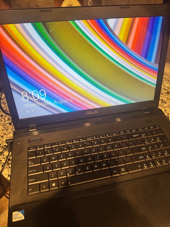 ASUS X551MA 15.6in. (500GB, Intel Celeron, 1.86GHz, 4GB) Notebook/Laptop - Black - Image 1 of 4