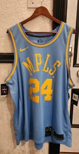 Maglia nuova con etichette NBA Nike HWC Swingman Los Angeles Lakers Kobe Bryant 24 MPLS blu 56 - Foto 1 di 12