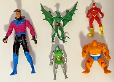 5 figuras de Toy Biz & Kenner de Marvel DC de 1990: Sauron Gambito Dr. Doom Thing Flash Foto 1 de 4
