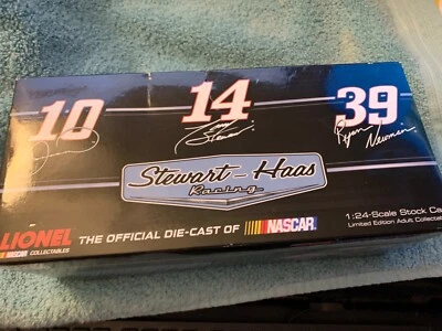 Danica Patrick 2013 Go Daddy Stewart-Haas Racing 1/24 Scale Action Diecast 1/384 - Image 1 of 4