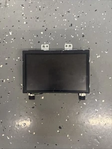 INFINITI Q60 2017-18 Monitor de pantalla de navegación de información con OEM 28387-4HK0B - Imagen 1 de 5
