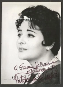 Real Photo Victoria De Los Angeles Spanish Opera Soprano w Original Signed - Picture 1 of 1