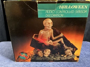 Halloween Audio Controlled Sensor Glow-In-The-Dark Dekoration. Sound No Light H1 - Bild 1 von 11
