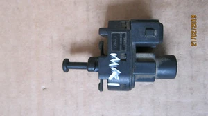 FORD FOCUS BRAKE PEDAL SWITCH 93BB-13480-BC - Picture 1 of 12