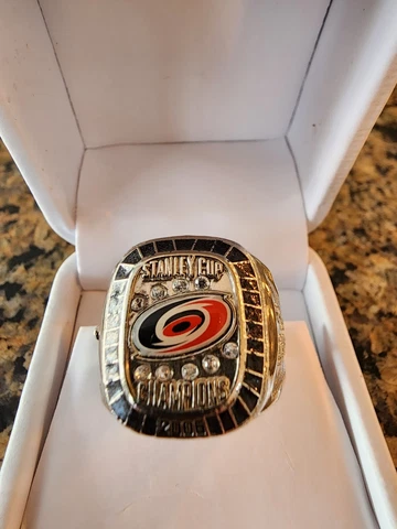 CAROLINA HURRICANES 2006 STANLEY CUP RING Replica Cover