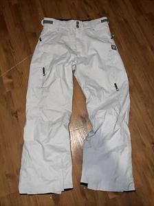 Vintage DC Snowboarding Pant Youth Size Medium Color Grey - Picture 1 of 5