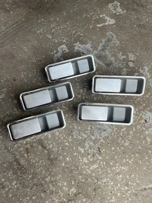 5 manijas de puerta derecha OEM 1968-80 AMC Ambassador, Matador, Rebel Pacer 3602130 Foto 1 de 4
