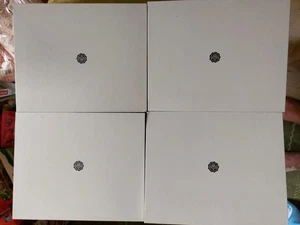 4 leere Boxen Glossybox Geschenkbox Box Designbox Storage - Bild 1 von 1