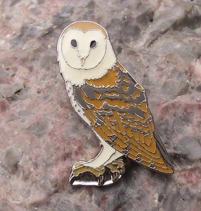North American European Barn Owl Night Bird Prey Wildlife Brooch Tie Pin Badge - Picture 1 of 2