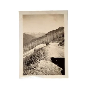 Vtg B&W Photo 1940s Found Yellowstone National Park Mountains Hikecore Snapshot - Picture 1 of 4