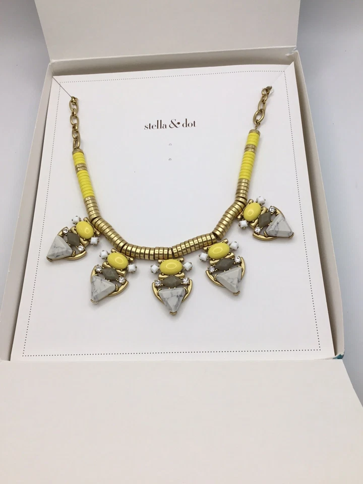 Collar Stella and Dot Pabellón Declaración Oro Amarillo Gris Piedras Geométricas 24" Foto 1 de 4