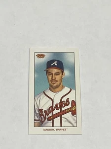 2020 Topps 206 Baseball #NNO - Greg Maddux - Atlanta Braves - Picture 1 of 2