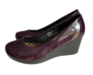 Sole Diva Cushion Wedge Shoes Patent Purple Size 5E Slip On Court Heels - Picture 1 of 10