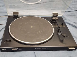 Akai AP-A100 Turntable Record Player AS IS PARTS REPAIR - Picture 1 of 10