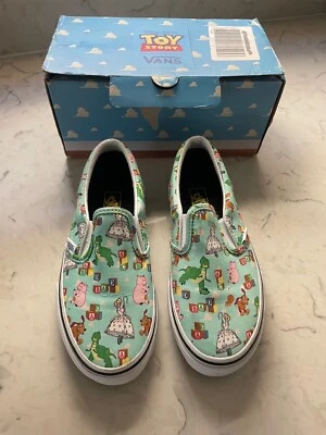 Edición Limitada Disney/Pixar Vans Toy Story Andy's Toys Tenis Juventud 2 Foto 1 de 4