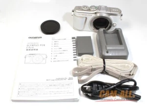 Olympus PEN E-PL10 Digital Camera Body Only - White **Near Mint** - Picture 1 of 15