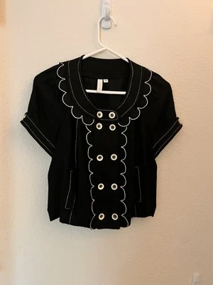 Scalloped Edged White Button Collared Navy Blouse Preppy - Image 1 of 4