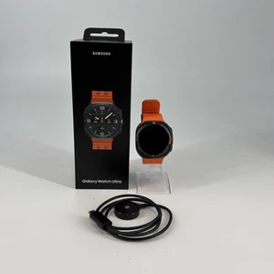 Samsung Galaxy Watch Ultra 47mm szary tytan z pomarańczowym granatowym (LTE) - doskonały - Zdjęcie 1 z 5