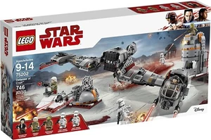 LEGO Star Wars Defense of Crait (75202) - Picture 1 of 3