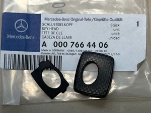 Genuine Mercedes R107 W108 W109 W123 W114 W116 W115 Key Head A0007664406 - Picture 1 of 11