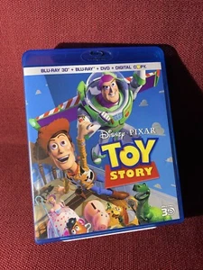 TOY STORY 3D + Blu-Ray + DVD + Digital DISNEY (Pics) SHIPS FREE - Picture 1 of 6