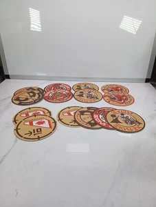 Star Wars GALAXY’S EDGE OGA’S CANTINA Bar Posavasos 2 Juegos Completos de 5 + Extas - Imagen 1 de 3