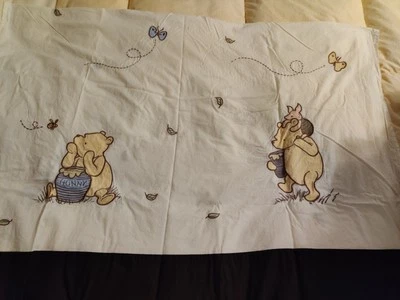 Cortina de tela Disney Winnie the Pooh 43 x 80 en 1 panel Foto 1 de 4