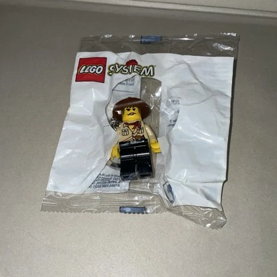 New Lego System Johnny Thunder Minifigure Keychain - Image 1 of 2