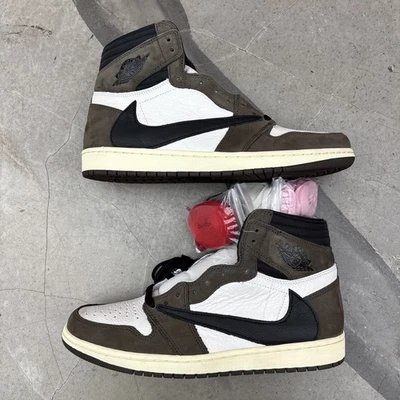 Jordan 1 Retro OG x Travis Scott High Mocha Talla US11 UK10 EUR45 Cd4487100 Foto 1 de 4