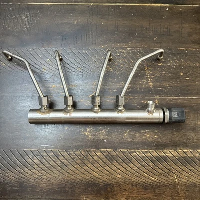 BMW F10 528Xi 2011-2016 2,0 L motor N20 riel inyector de combustible 1353 7585411 10 OEM Foto 1 de 2