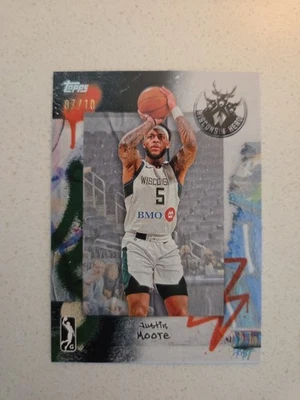 Justin Moore 2025 Topps G League Basketball Black #32 SSP 07/10 - Image 1 of 4