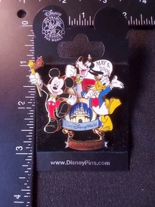 WDW Happiest Celebration On Earth Mickey Goofy May 5 2005 LE 3000 Disney Pin - Bild 1 von 13