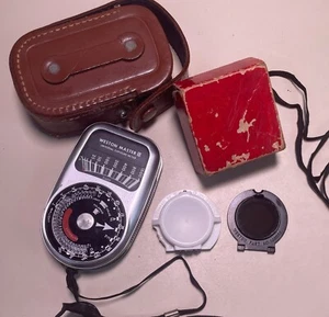 Vintage Weston Master III Photography  Light Meter Model 737 with attachments - Picture 1 of 7