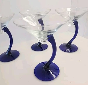Set 4 Bicchieri Martini Libbey Bravura Blu Cobalto Stelo Curvo - Foto 1 di 4