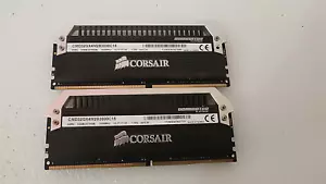 Corsair Dominator Platinum CMD32GX4M2B3000C15 DDR4 32GB 3000MHz Kit - Picture 1 of 1