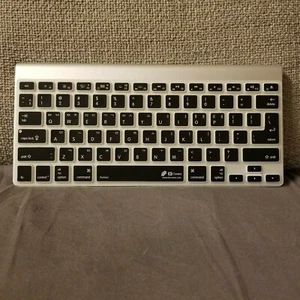 Apple keyboard wireless comes with removable Korean cover - Picture 1 of 1