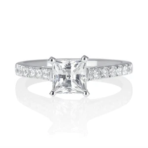 1 Carat D VS2 Ladies Diamond Engagement Ring Princess Cut 14K White Gold - Picture 1 of 5