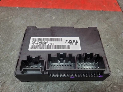 2014-2015 吉普大切诺基转运箱控制模块 #5150732AE — 第 1/4 张图片