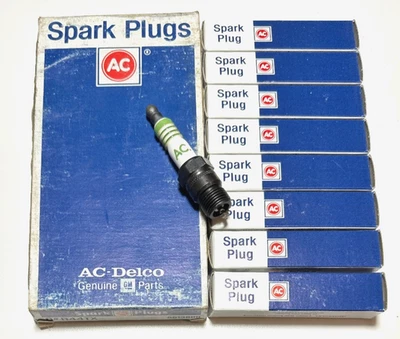 Set of 8 NOS ACDelco Spark Plugs R44TX Made in USA - Image 1 of 3