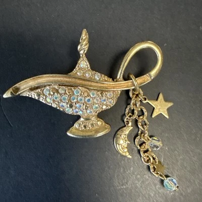 Kirk's Folly Aladdin Genie Lámpara Aurora Boreal Broche Prendedor Cuelga Dijes Foto 1 de 4