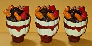 Lote de 3 piezas Play Food auténtico vintage MTC chocolate helado parfait helado - Imagen 1 de 5