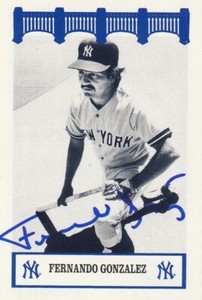 FERNANDO GONZALEZ NEW YORK YANKEES  SIGNED 1992 WIZ CARD