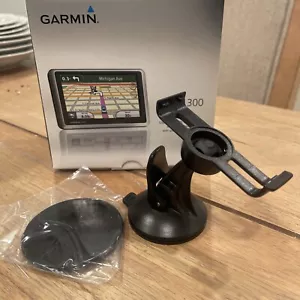 OEM Garmin Nuvi GPS Windshield Suction Cup Mount Car/Vehicle/Genuine And Box. - Picture 1 of 2