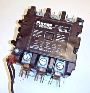 Contattore 60 Amp 3 Poli 600 V, Furnas 42EF35AFAIM, Bobina 120 V - Foto 1 di 3